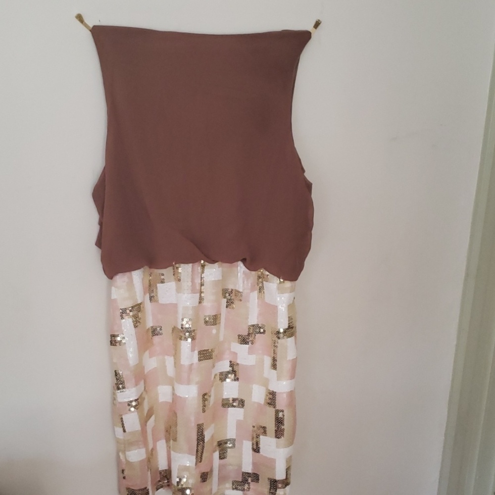 Dress - Picture 3 of 3